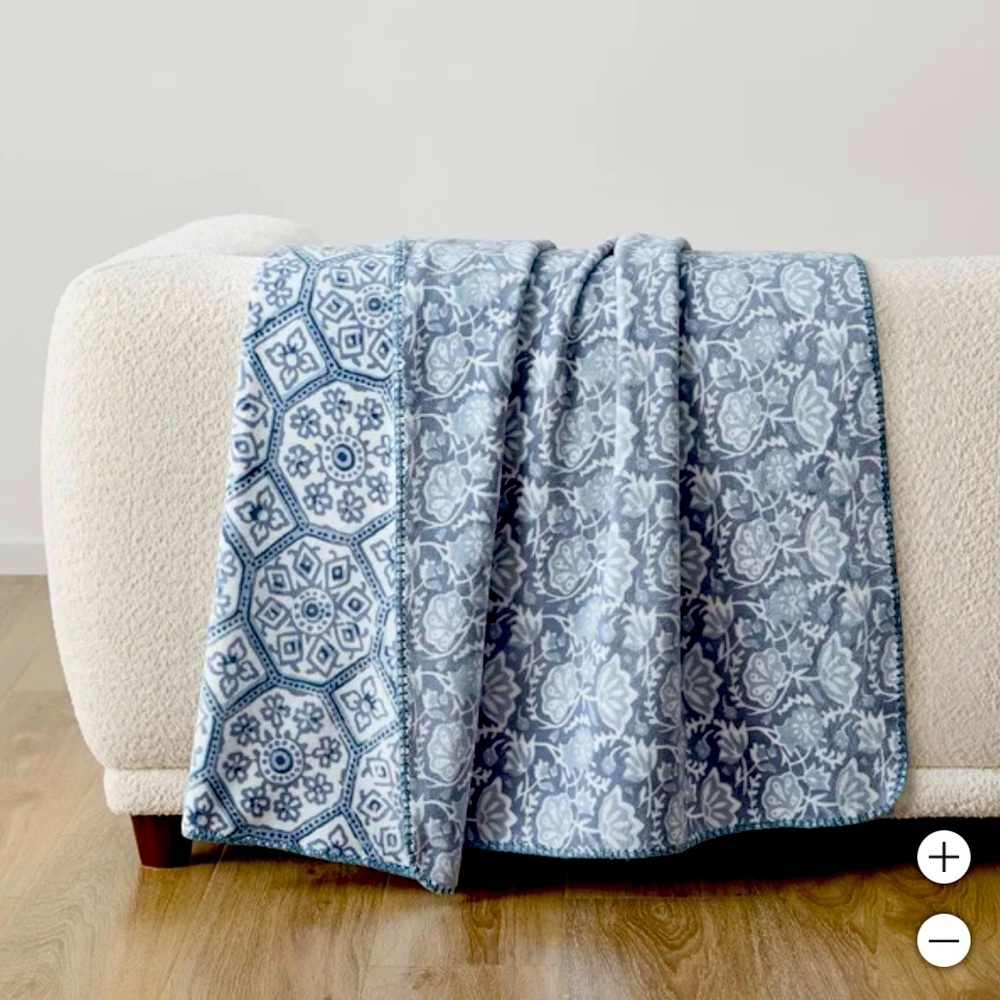 Causal Living reversible luxe plush throw